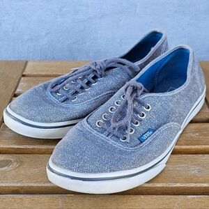Unisex Gray Canvas Vans (Women's 9 / Men's 7.5)